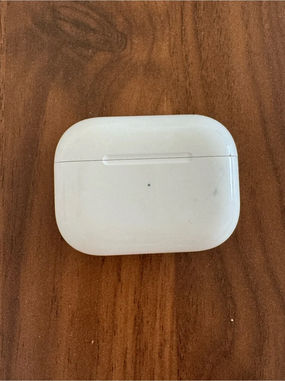 AirPod pro 2 - R earbud and case